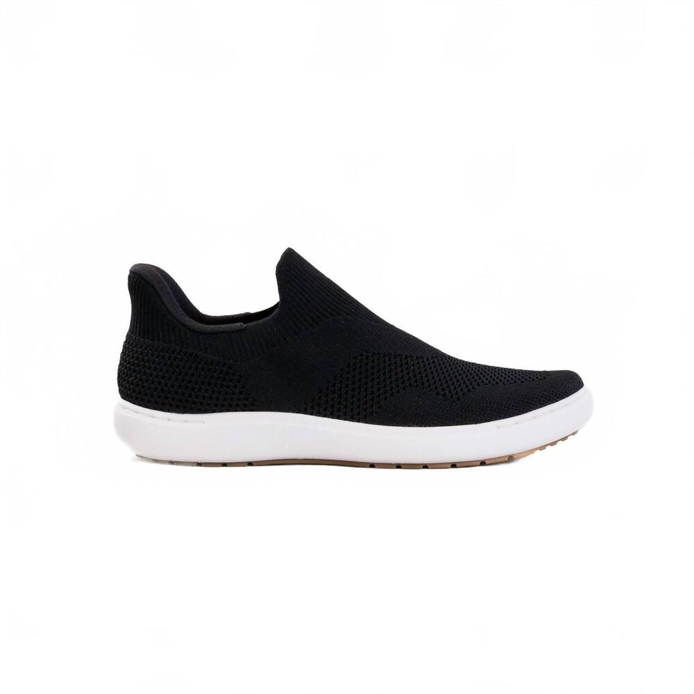 NEW CLARKS women's nalle step slip-on sneakers in black knit